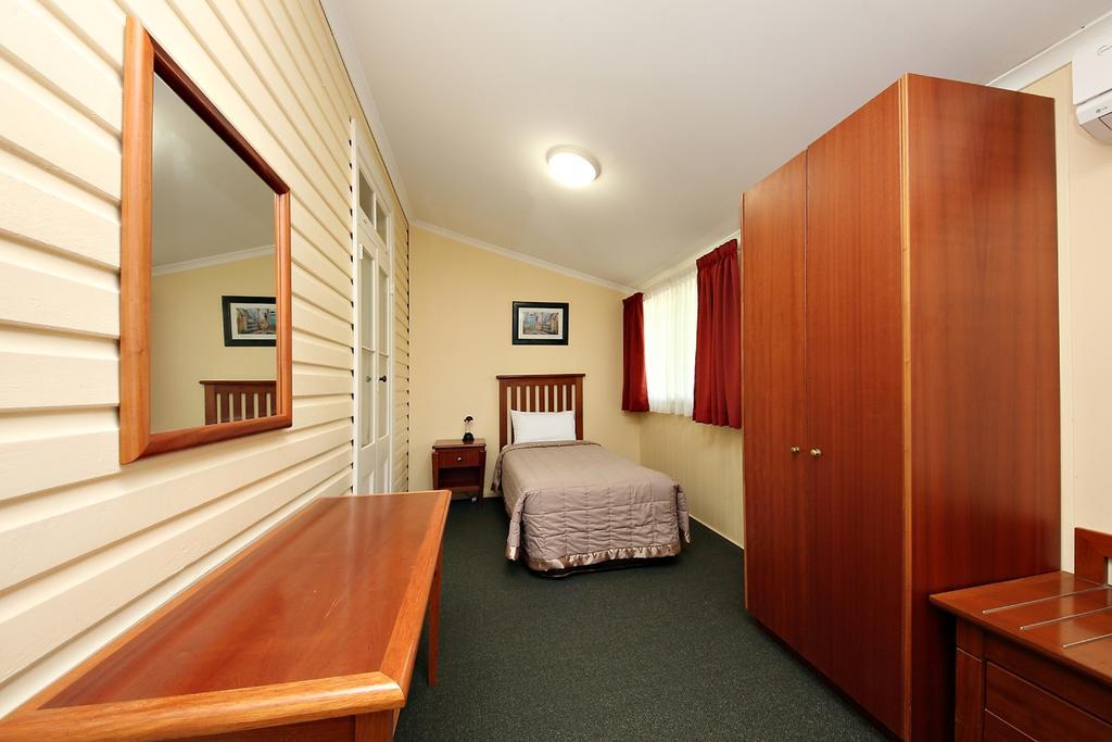 Quality Inn Графтън Екстериор снимка