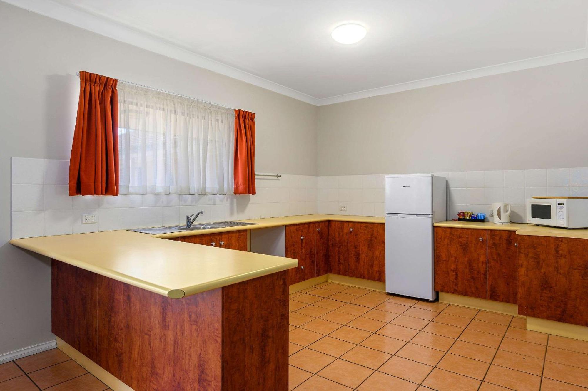 Quality Inn Графтън Екстериор снимка